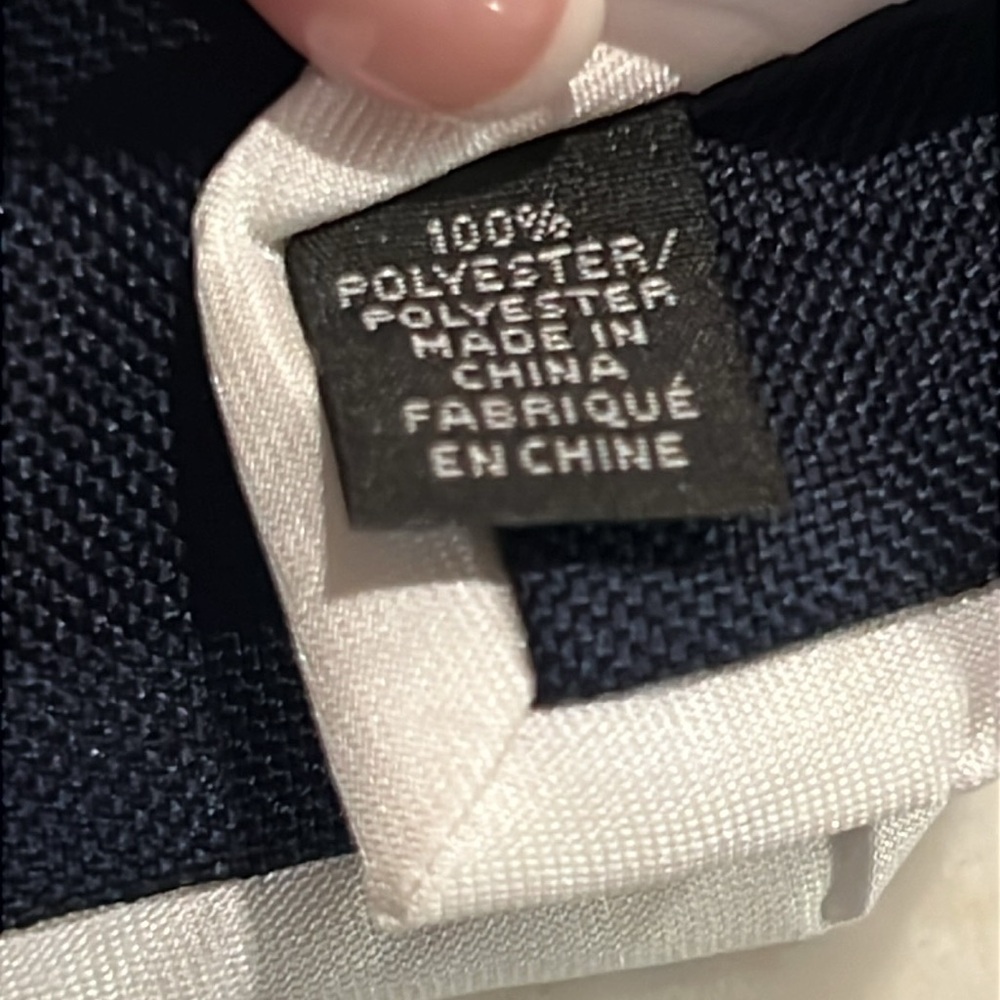 Michael Kors White Tie - Picture 5 of 5